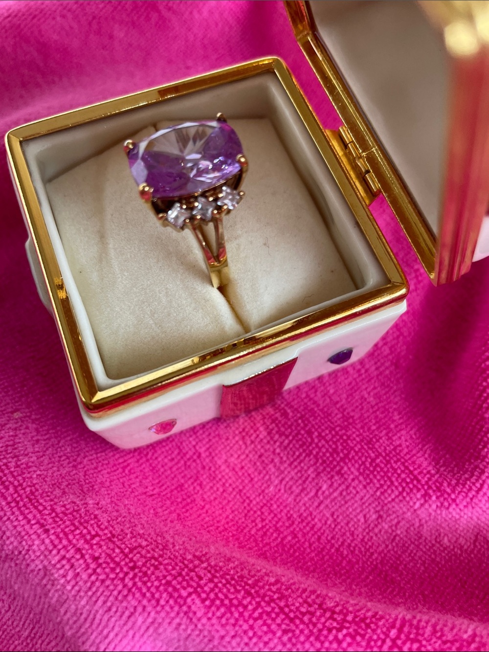 Vtg. 925 Sterling Silver Gold HC Hollywood Collection Cushion-Cut Amethyst Ring - Picture 2 of 11